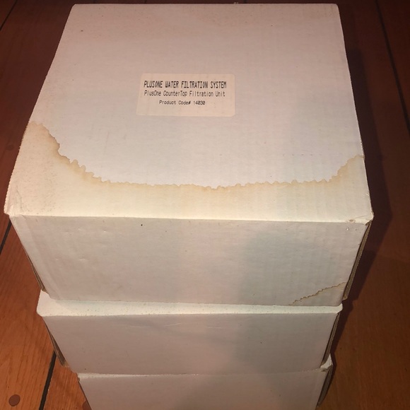 PlusOne Counter Water Filtration Unit - Picture 7 of 12